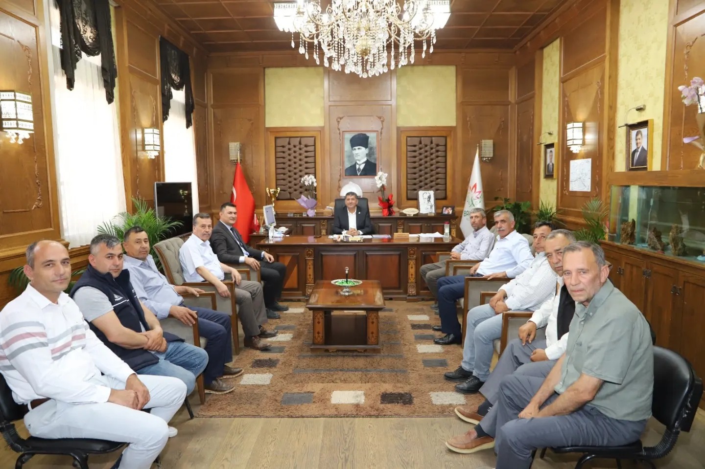 Bayındır'da Sektör Temsilcileri ve Yöneticilerden Belediye Başkanı Sakarsu'ya Önemli Ziyaret