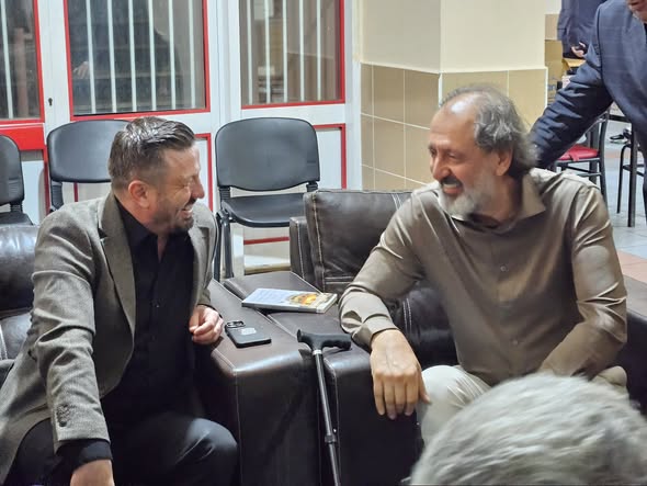 AK Parti Balıkesir İl Başkanlığı, "Kim Var?" Sanat Etkinliği'ndeki Konsere Katıldı