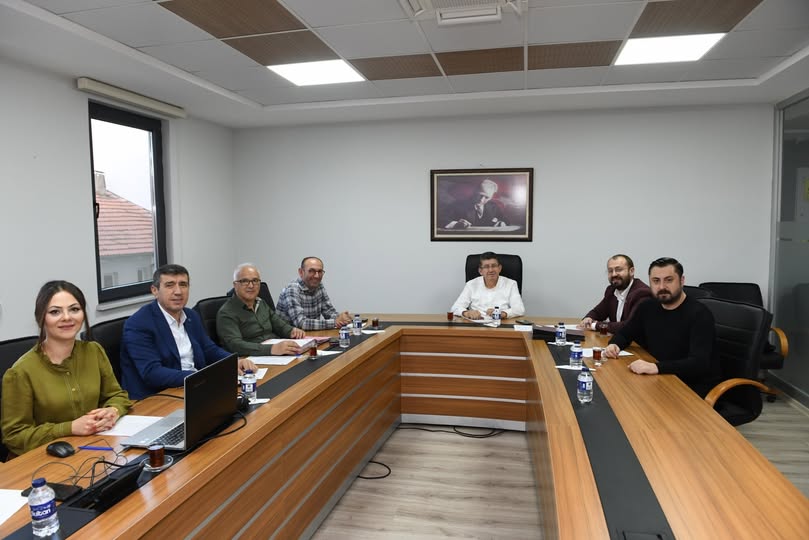 Altıeylül Belediyesi'nde Encümen Toplantısı Gerçekleştirildi
