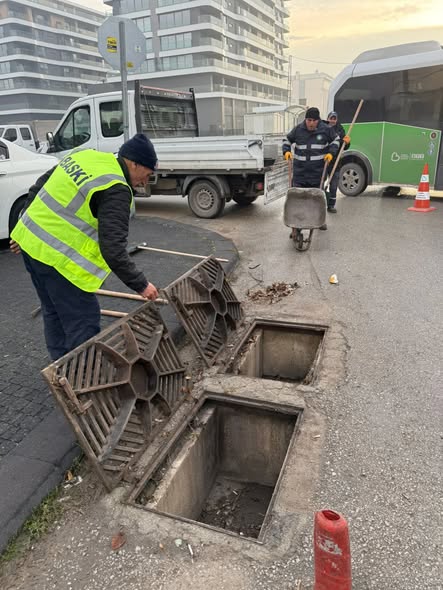 Balıkesir'de Yoğun Yağmur Öncesi Altyapı Temizliği