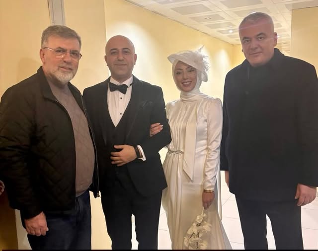 Balıkesir'de Büyükşehir Belediyesi Daire Başkanının Düğün Törenine Kepsut Belediye Başkanı Katıldı