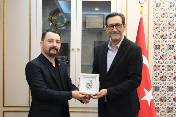 Tavşanlı'da Tarihi Türbeler Restorasyonla Ayağa Kaldırılıyor