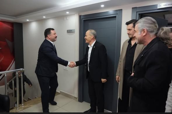 MHP Balıkesir'de Bayramlaşma Programı Tamamlandı: Ekrem Gökay Yüksel Katılımıyla Teşkilat Buluştu