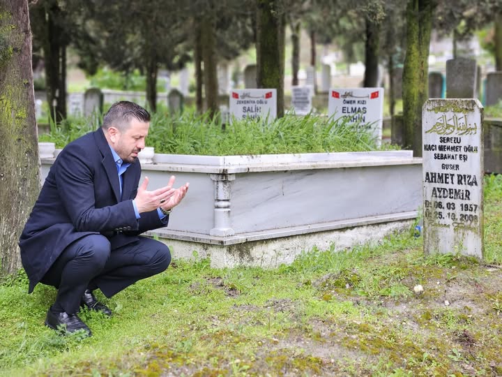 Ak Parti Balıkesir İl Başkanı Orhanlı Köyünde Hemşehrileriyle İftar Sofrasında Buluştu