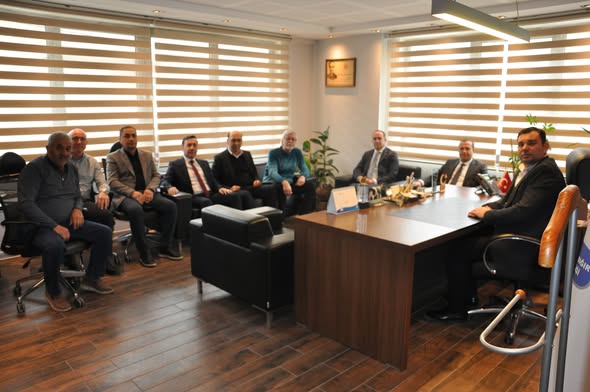 Altıeylül Belediyesi Damızlık Sığır Yetiştiricileri Birliği'ni Ziyaret Etti: Balıkesir Hayvancılığı İçin İş Birliği Protokolü