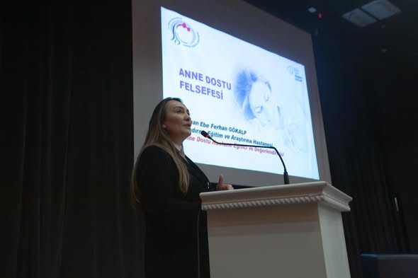 Bandırma'da Anne Dostu Felsefesi: Doğal Doğum ve Anne Merkezli Yaklaşım Konuşuldu