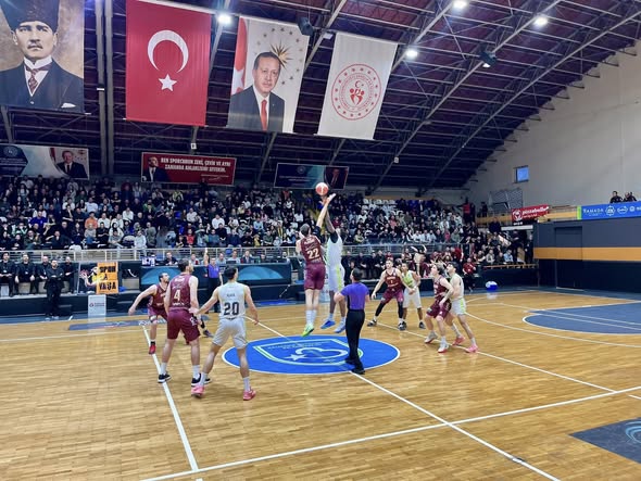 Balıkesir'de Spor Heyecanı: Takımlara Başarı Dileği