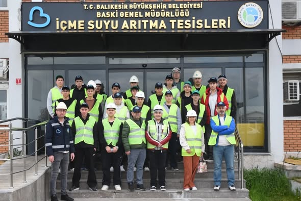 Balıkesir'de Emeklilerin İlaç Katılım Payı Belediye Tarafından Karşılanıyor