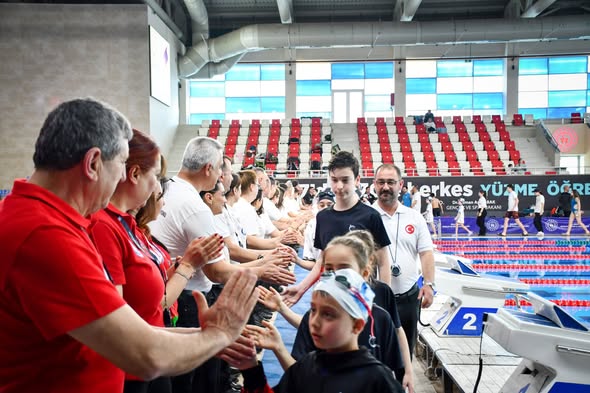 Balıkesir'de Baraj Geçme ve TBMM Kupası Müsabakaları Başladı