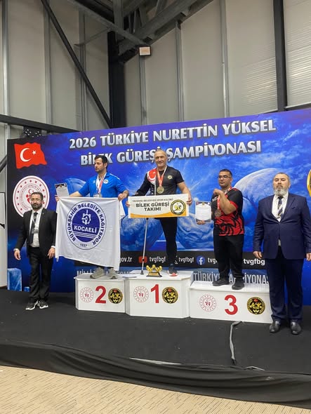 Tavşanlı'dan Bilek Güreşinde Çifte Zafer: Şampiyonluk ve Avrupa Vizesi