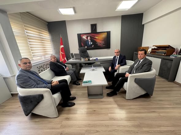 Balıkesir İl MEM Müdürü Sındırgı'da Eğitim Projelerini İnceledi