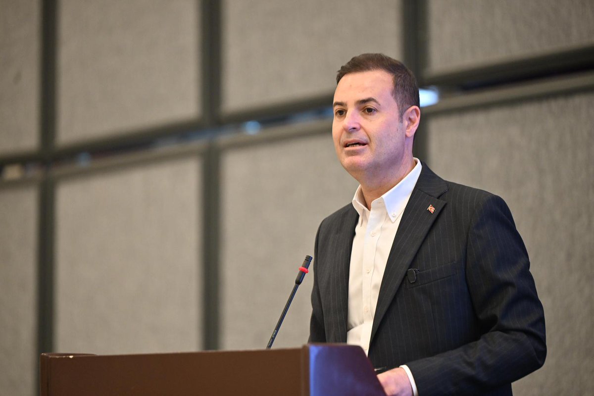 Ahmet Akın, Yağlı Güreş Düzenleyen Kentler Birliği Başkanlığına Yeniden Seçildi