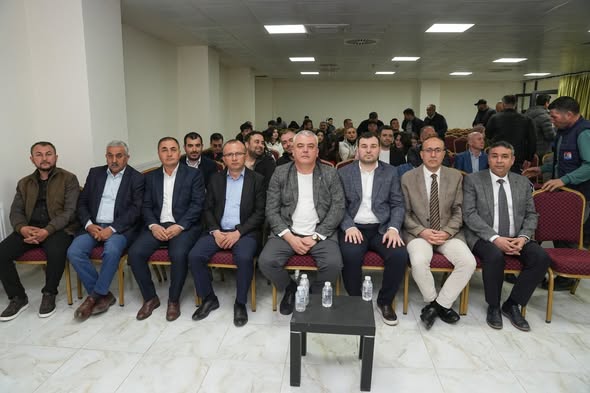 Savaştepe'de Hayvancılık Buluşması: Akademisyenler ve Yetiştiriciler Bir Araya Geldi