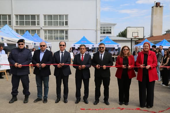 Gönen'de Bahar Şenliği ve TÜBİTAK Bilim Fuarı Başladı: 2 Günlük Program