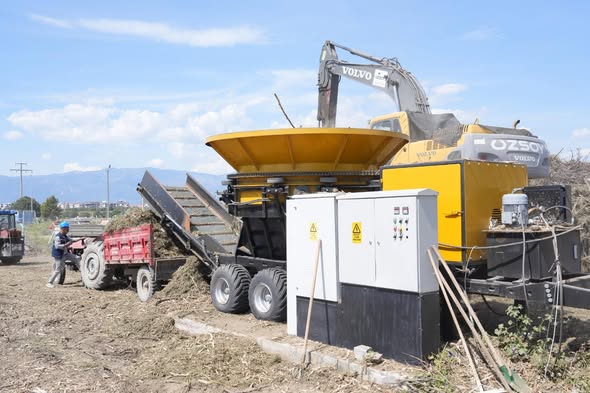 Burhaniye'de Devrim Gibi Çevre Projesi: Günlük 70 Ton Atık Artık Çöpe Gitmiyor