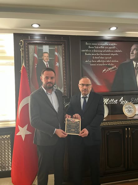 Ayvacık'ta Sezgin Çelen ve Refahittin Şencanlı İş Birliği Görüşmesi