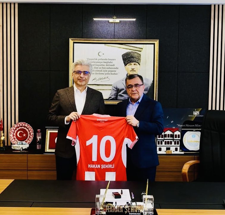 Balıkesirspor Başkanı Altınöz'den Altıeylül Belediye Başkanı Şehirli'ye Maç Daveti