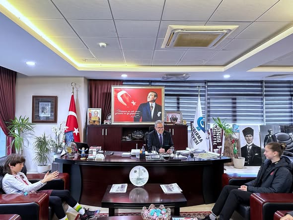 Bandırma'nın İki Yıldızı Zeynep Ay ve Arif Böğenoğlu'ndan Başarı