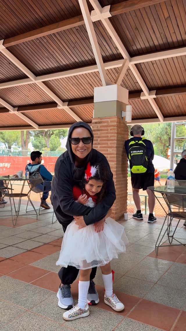 Hülya Avşar'dan 23 Nisan Kutlaması: 