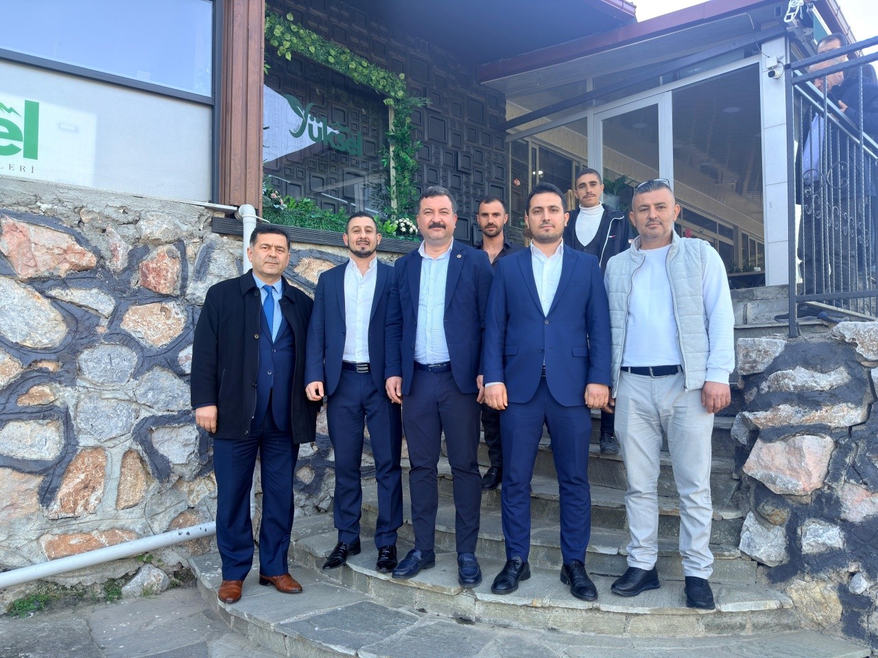 MHP'li Yüksel, Sındırgı Muhtarlarını Makamında Ağırladı