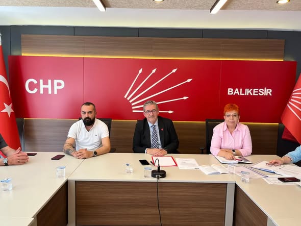 CHP Balıkesir'de 1 Mayıs Hazırlıkları ve İktidar Vurgusu