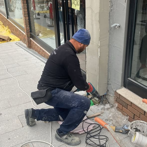 Bigadiç'te Hitay Caddesi'nde Estetik ve Altyapı Dönüşümü