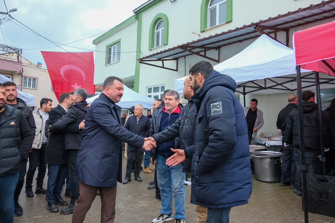 MHP'li Yüksel, Dişbudak Mahallesinin Geleneksel Hayrında Hemşehrilerle Buluştu