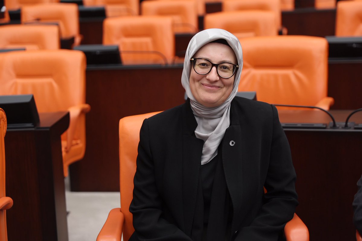 Balıkesir Milletvekili Belgin Uygur Meclis'te Görev Başında