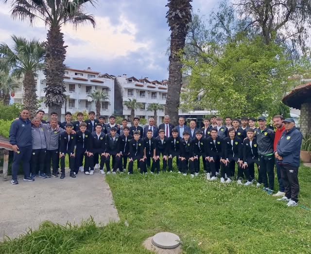 Edremitspor U-15 Takımı Türkiye Şampiyonası'na Katılıyor