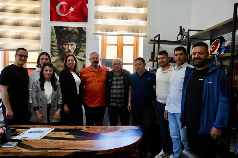 Gömeç Esnaf ve Sanatkârlar Odası Başkanı Belediyeyi Ziyaret Etti