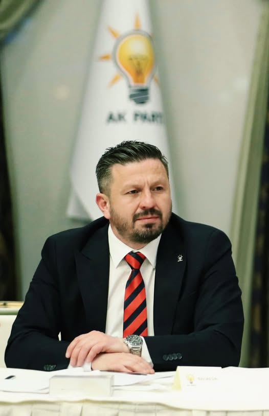 AK Parti Balıkesir İl Başkanlığı'ndan Millete Hizmet Vurgusu