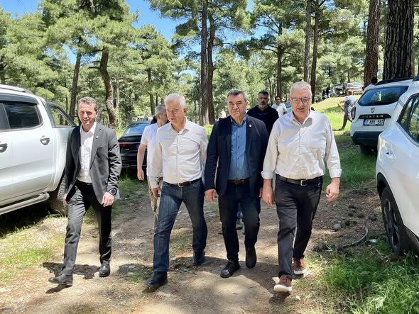 Bayramiç'te Köy Hayırlarına Siyasi Katılım