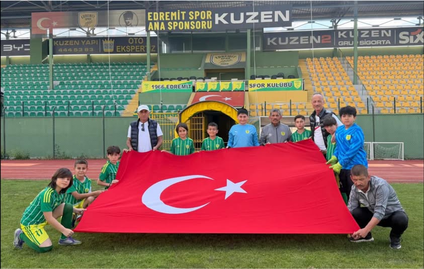 1966 Edremit Spor'dan 19 Mayıs Mesajı