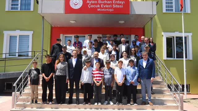 Balıkesir'de Kurban Bayramı'nda Huzurevleri ve Çocuk Evleri Ziyareti