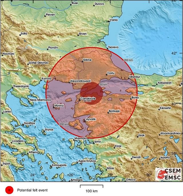 Çanakkale'nin Biga ilçesinde meydana gelen 4.6 büyüklüğündeki deprem çevre illerde de hissedildi.