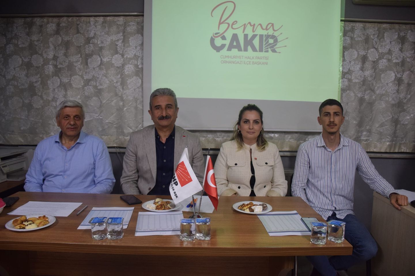 CHP İl Başkanı Nihat Yeşiltaş Yönetim Kurulu Toplantısını Gerçekleştirdi