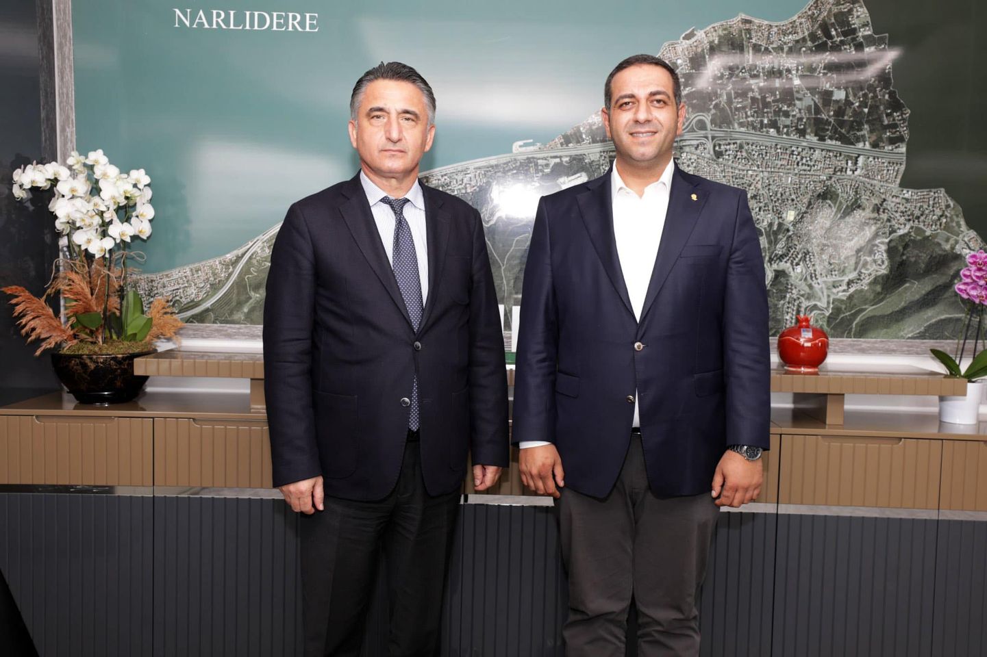 Yeni Kaymakam Suat Dervişoğlu, Belediye Başkanı Erman Uzun’u Ziyaret Etti