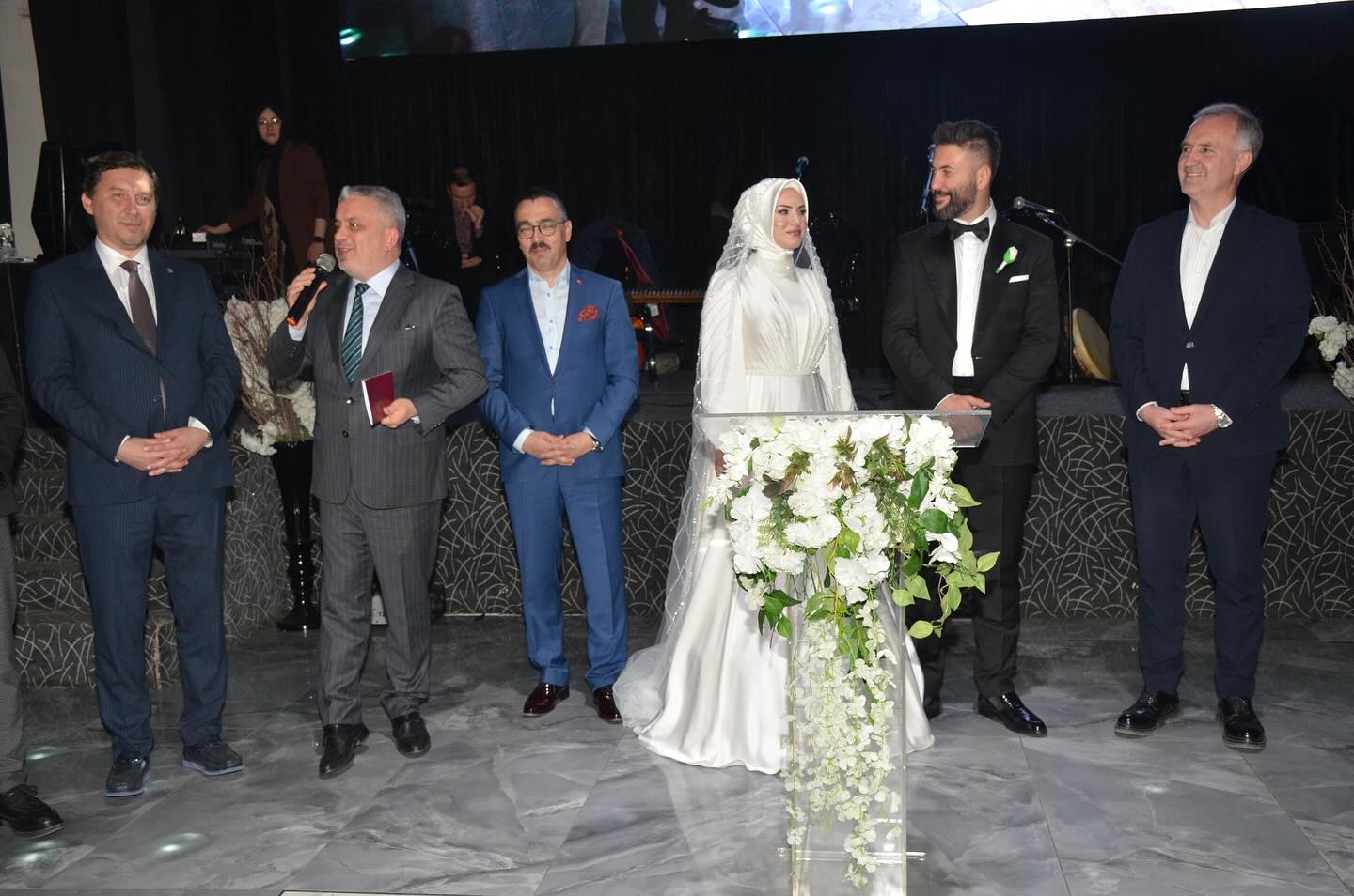 Bursa Milletvekili Ayhan Salman, Mutluluğa Ortak Oldu