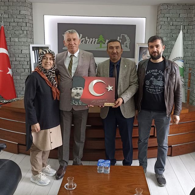 Harmancık Belediye Başkanı Haşim Ali Arıkan, İshaklar Mahallesi Heyetini Ağırladı
