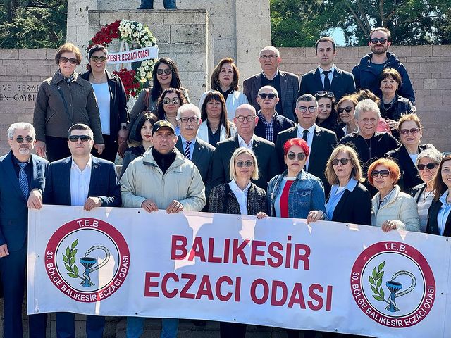 CHP Balıkesir Milletvekili Serkan Sarı, Eczacılık Günü'nde Meslektaşlarını Kutladı