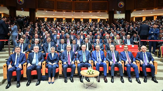 AK Parti Bursa Milletvekili Efkan Ala TOBB Hizmet Şeref Belgesi Takdim Töreni'ne Katıldı