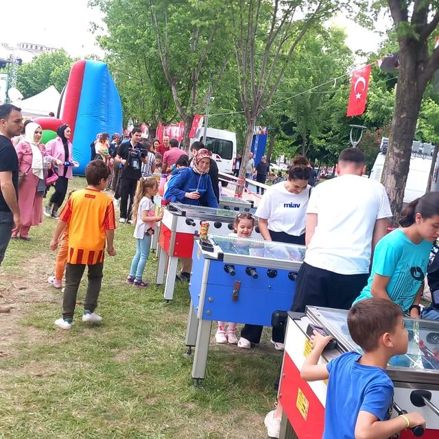 Bursa Büyükşehir Gençlik Kulübü, 19 Mayıs'ı Coşkuyla Kutladı