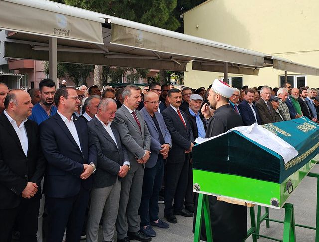 İYİ Parti Milletvekili Türkoğlu Çanakkale'de Taziyede