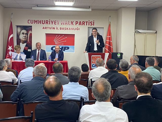 CHP'li Ensar Aytekin'den Artvin'de Yerel Seçim Hamlesi