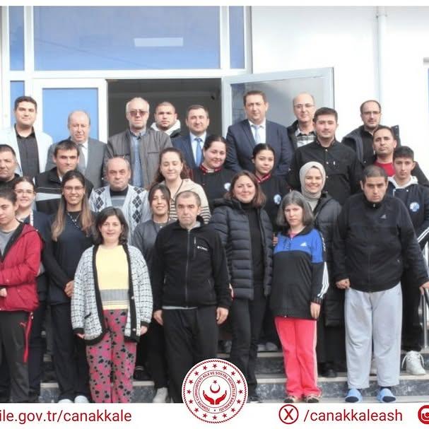 Biga Mesleki Eğitim Merkezi “Ben Her Yerde Varım” Projesiyle Engelli Bakım Merkezinde Buluştu