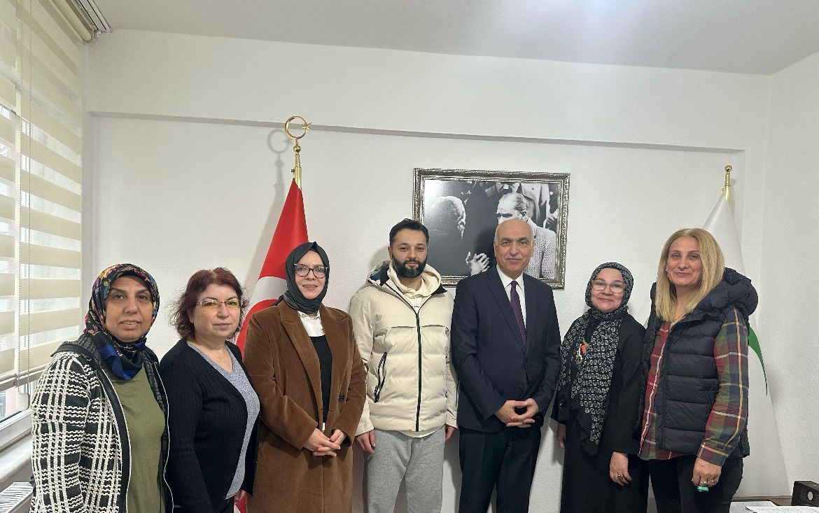Ak Parti Balıkesir İl Başkanlığı'ndan Yeşilay Haftası Ziyareti