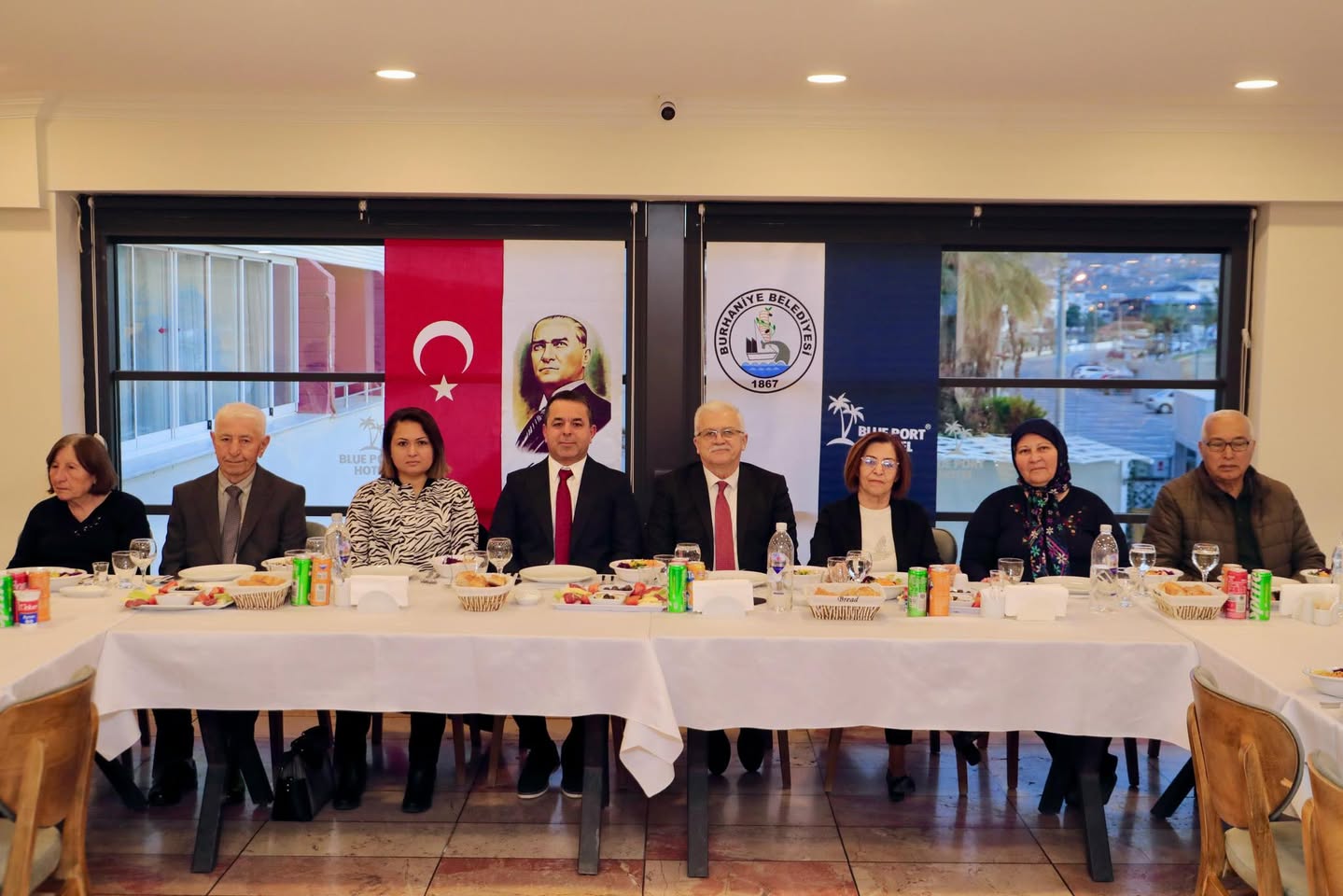 Burhaniye'de Şehit Aileleri İftar Programında Buluştu