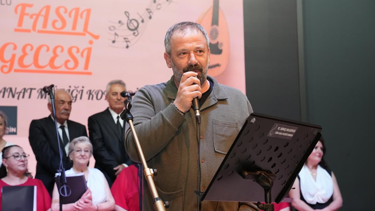 Gömeç'te Kültür Rüzgarı: Kültür ve Sanat Topluluğu Konseri Büyük İlgi Gördü