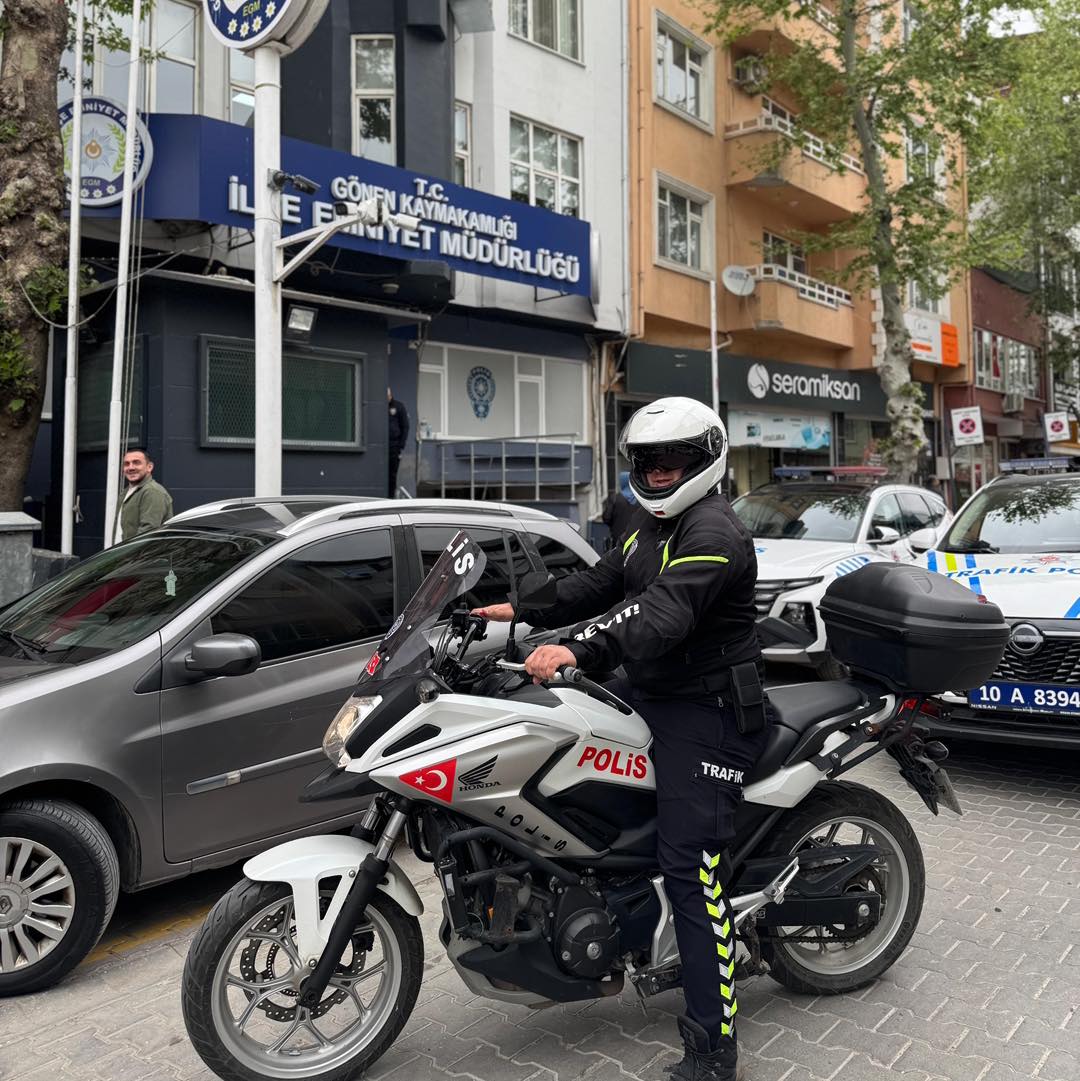 Gönen'de Motosikletli Polis Timleri Görev Başladı