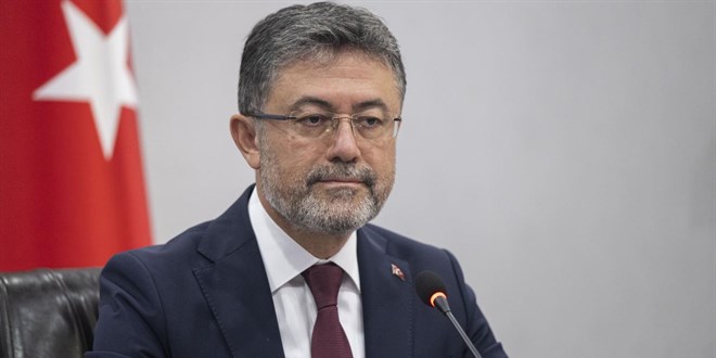 Orman Yangınlarıyla Mücadelede Dev Atılım: 25 Bin Kişilik Ekip ve Geniş Havadan Müdahale